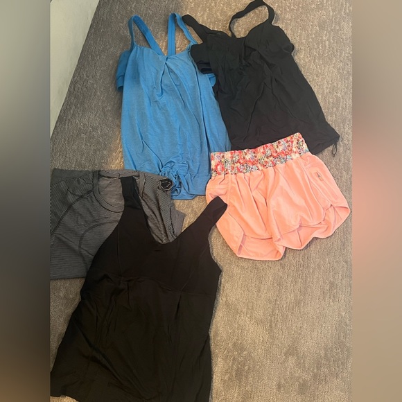 Lululemon tank bundle - Picture 3 of 3